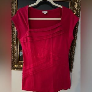 Not your average tee, hot pink, unusual neck line & unique details